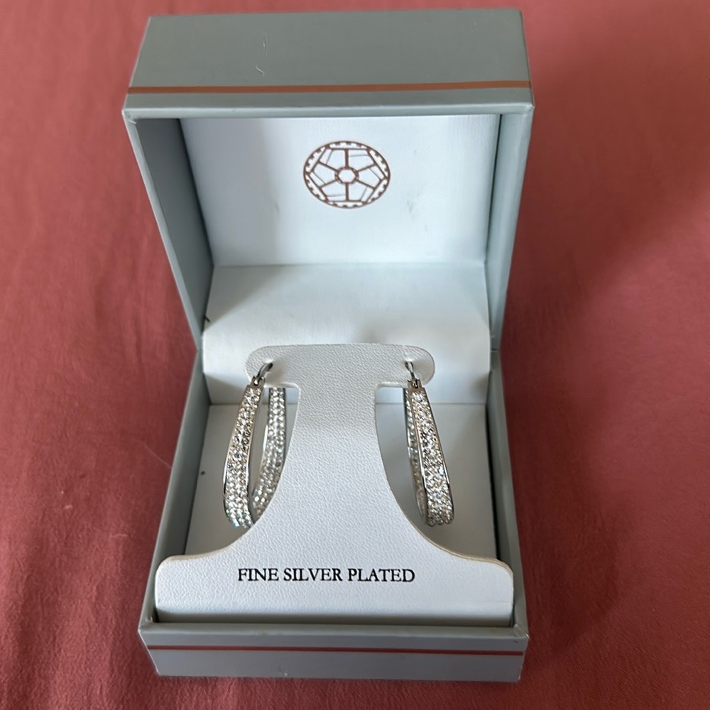 Guiliana Fine Silver Plated Earrings New with Box